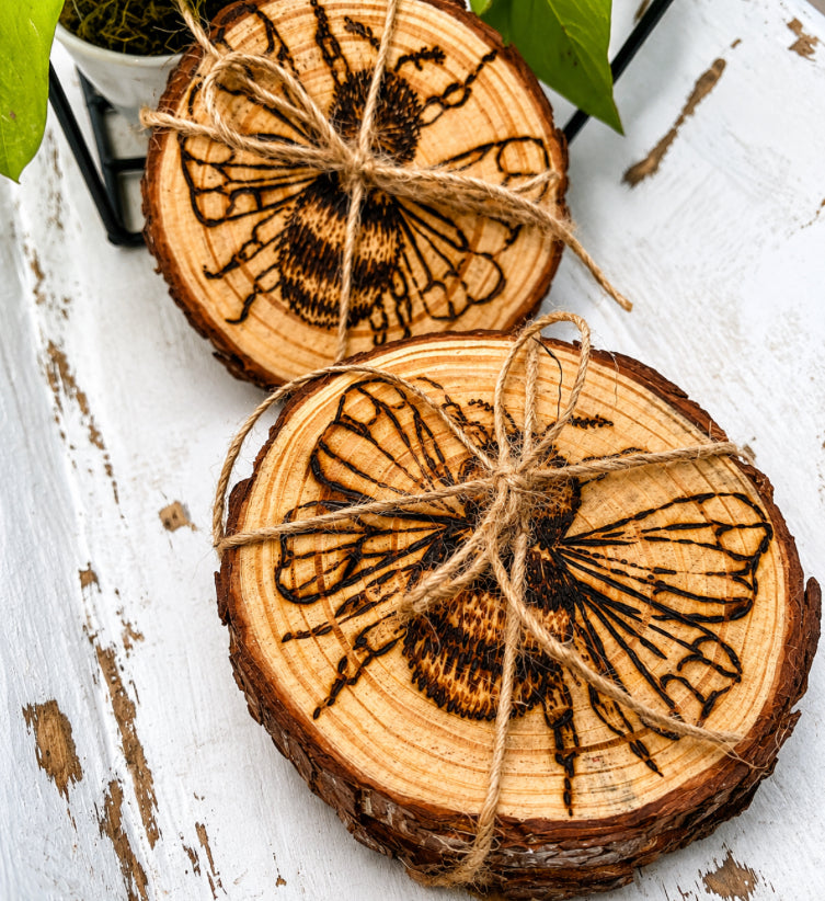 Bumblebee wood coasters – hand burn/S4/natural finish